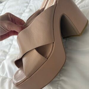 Dolce Vita Platforms